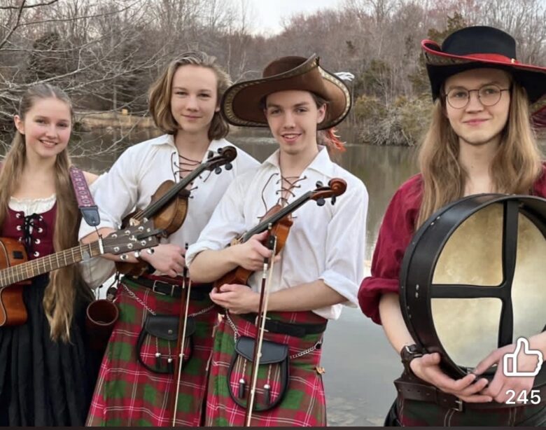 Sybling Ryvalrie at the West Virginia Renaissance Festival